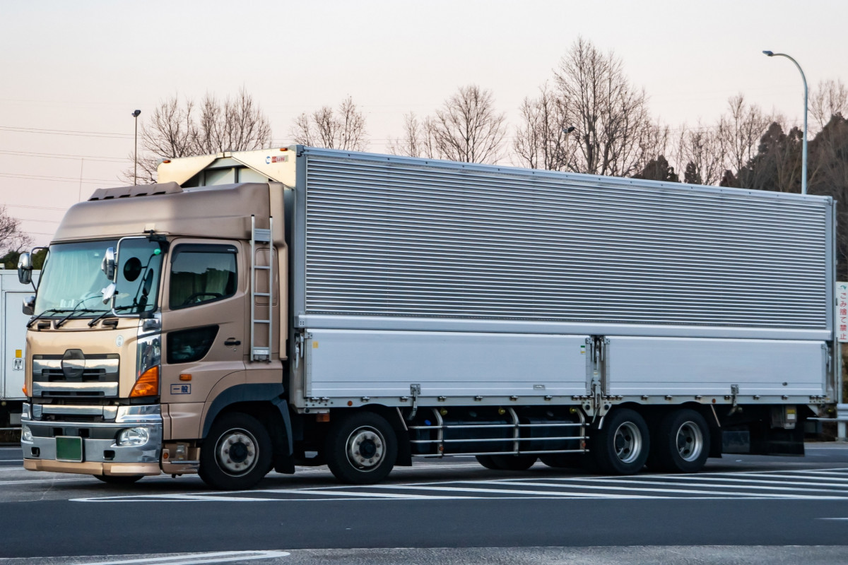 ドライバー不足に悩む運送会社が多数！？→求人が集まらない理由とは！？