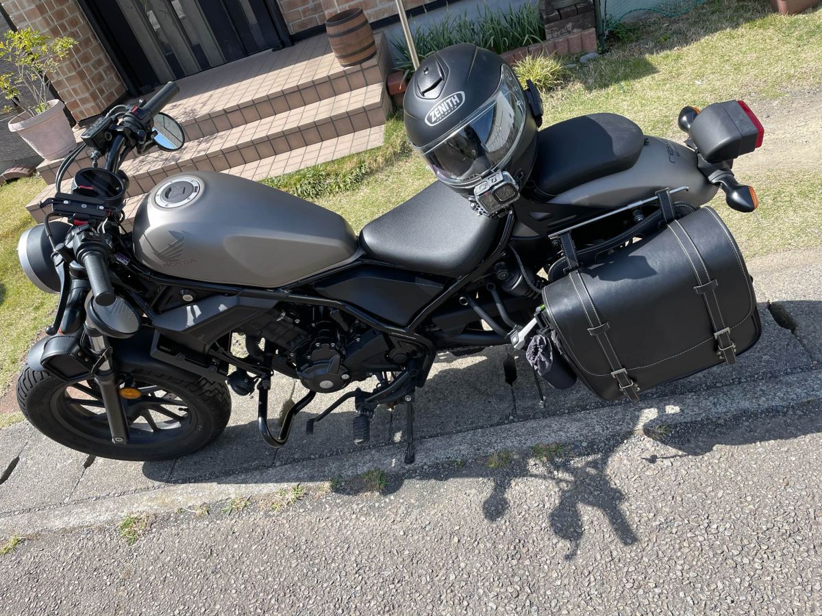 HONDAのレブル250に乗ってるんだけどヤマハのヘルメットを使うのは有り？無し？