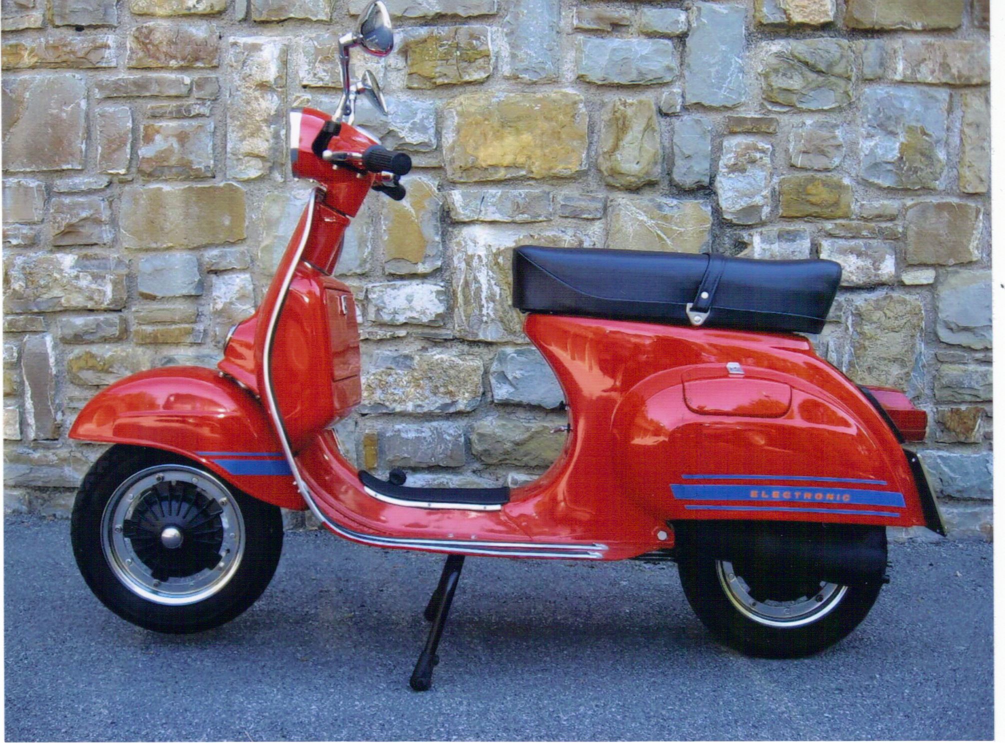 ベスパみたいな可愛いスクーターが欲しいんやが選び方がわからん